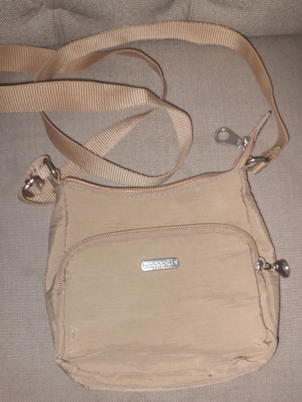 Baggallini Light Tan Crossbody Bag
